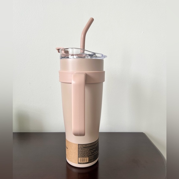 New Hydraflow Capri 40 ounce Tumbler - Picture 5 of 7